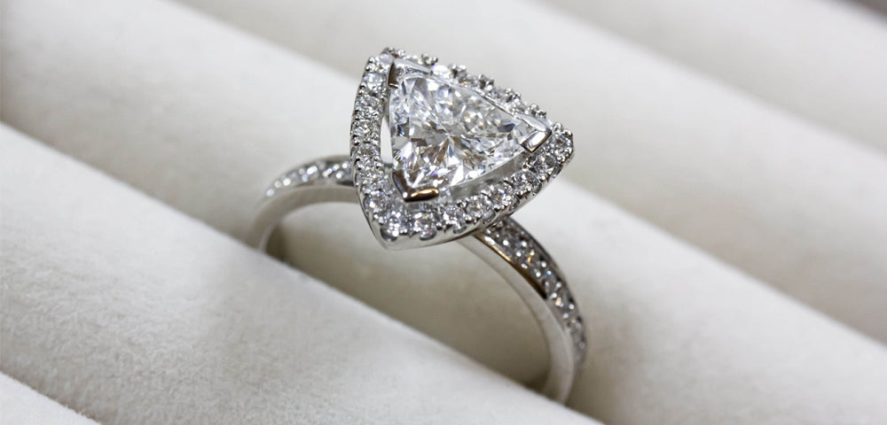 How Much Should I Spend On An Engagement Ring?