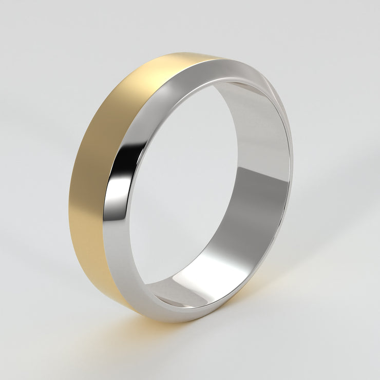 Yellow And White Gentleman's Ring With Bevelled Edges